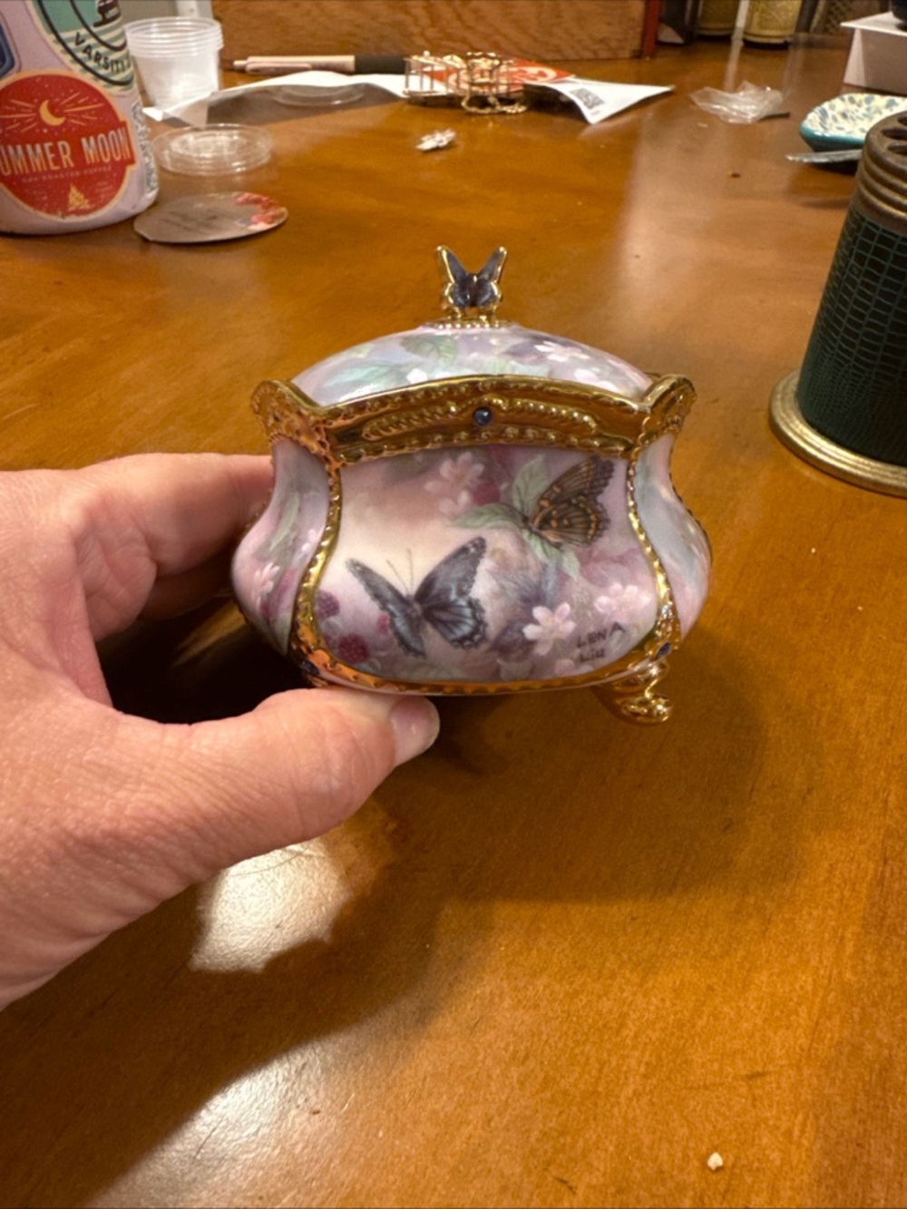 Lena Liu's Enchanted Wings Porcelain Music Box " Wind Beneath My Wings" Works